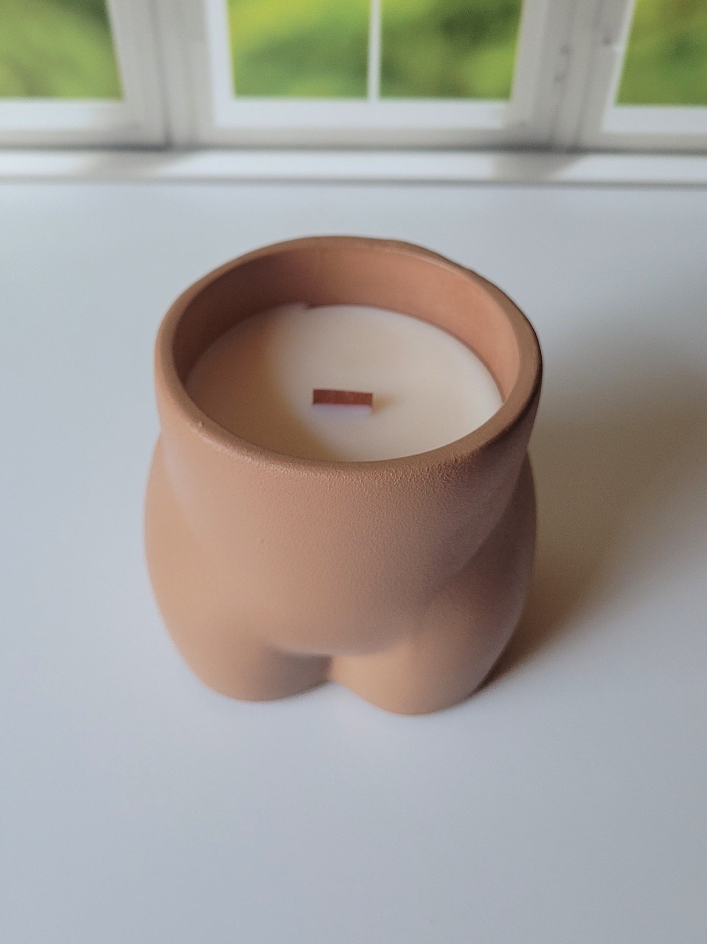 Concrete Body Shape Soy Wood Wick Candle